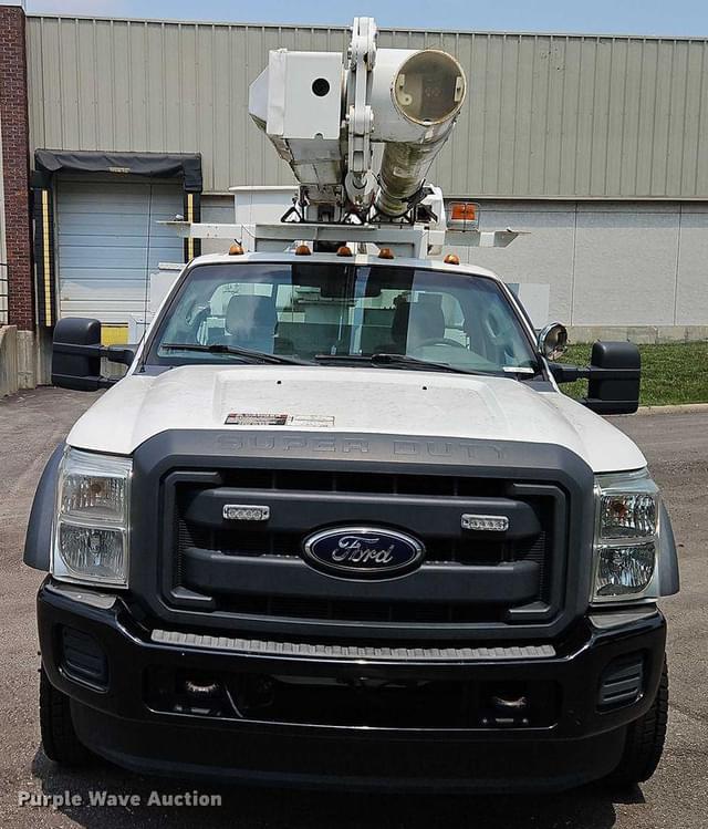 Image of Ford F-550 equipment image 1