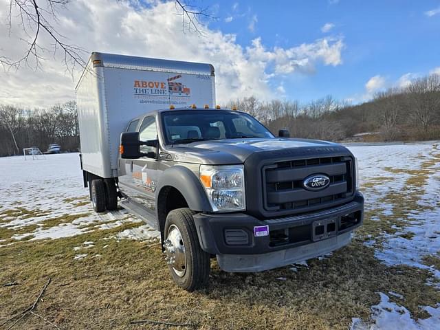 Image of Ford F-550 equipment image 2