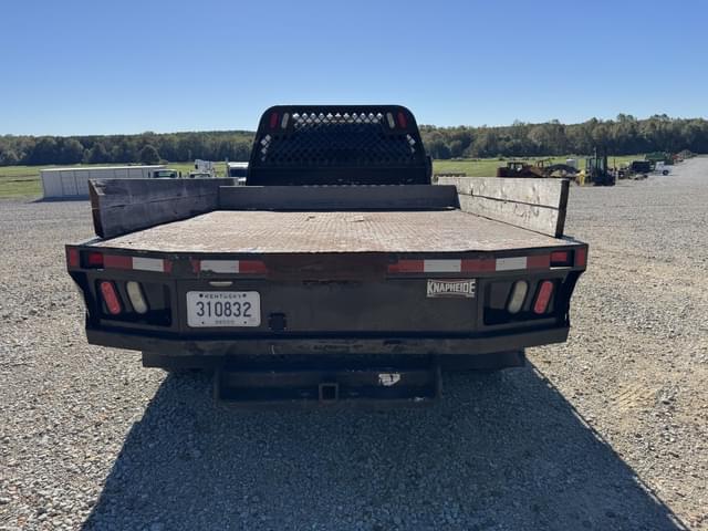 Image of Ford F-550 equipment image 3