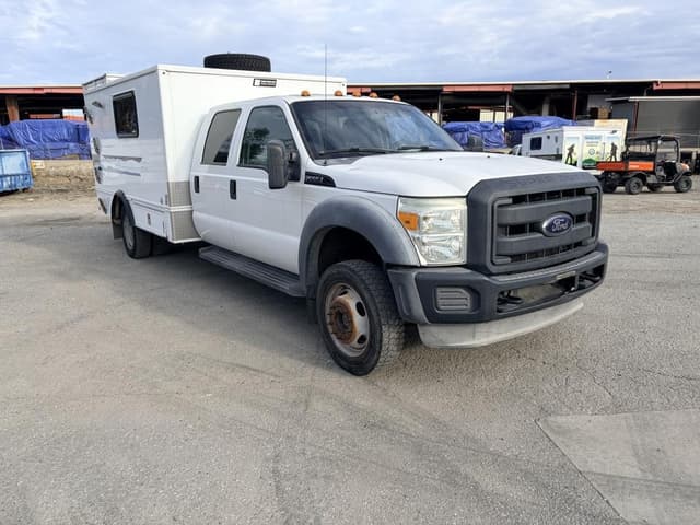 Image of Ford F-550 equipment image 1