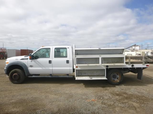 Image of Ford F-550 equipment image 4
