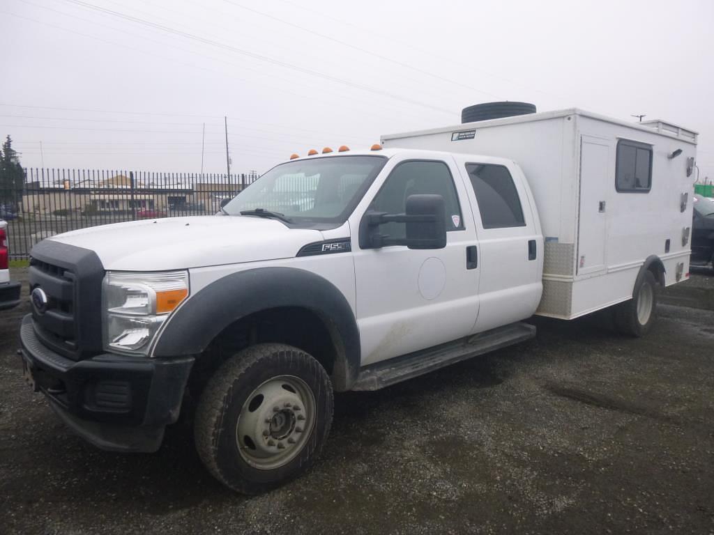 Image of Ford F-550 Primary image