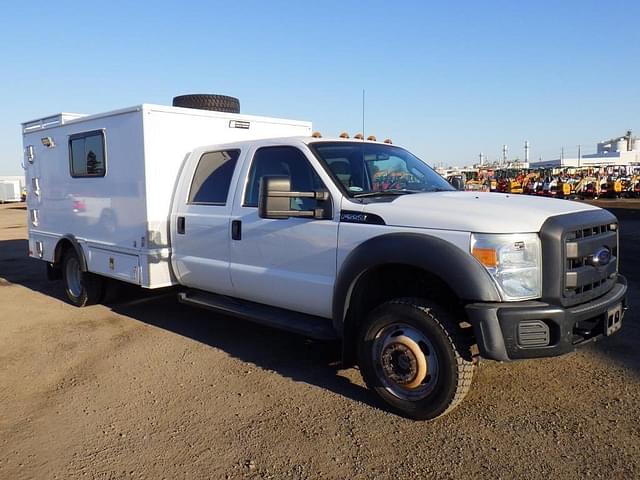 Image of Ford F-550 equipment image 1