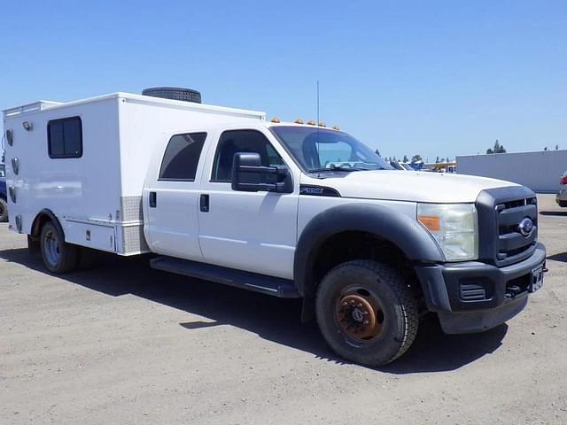 Image of Ford F-550 equipment image 1