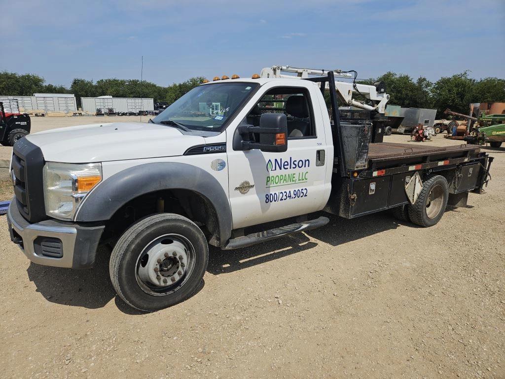Image of Ford F-350 Primary image