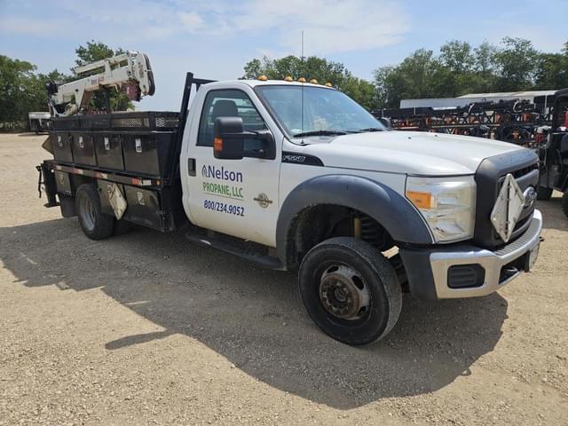 Image of Ford F-350 equipment image 3