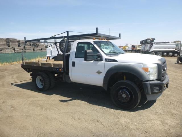 Image of Ford F-550 equipment image 1