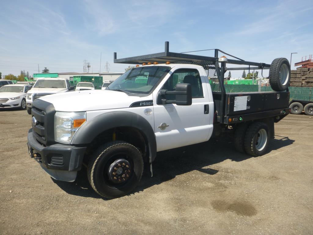 Image of Ford F-550 Primary image
