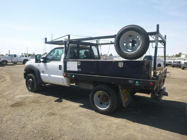 Image of Ford F-550 equipment image 3