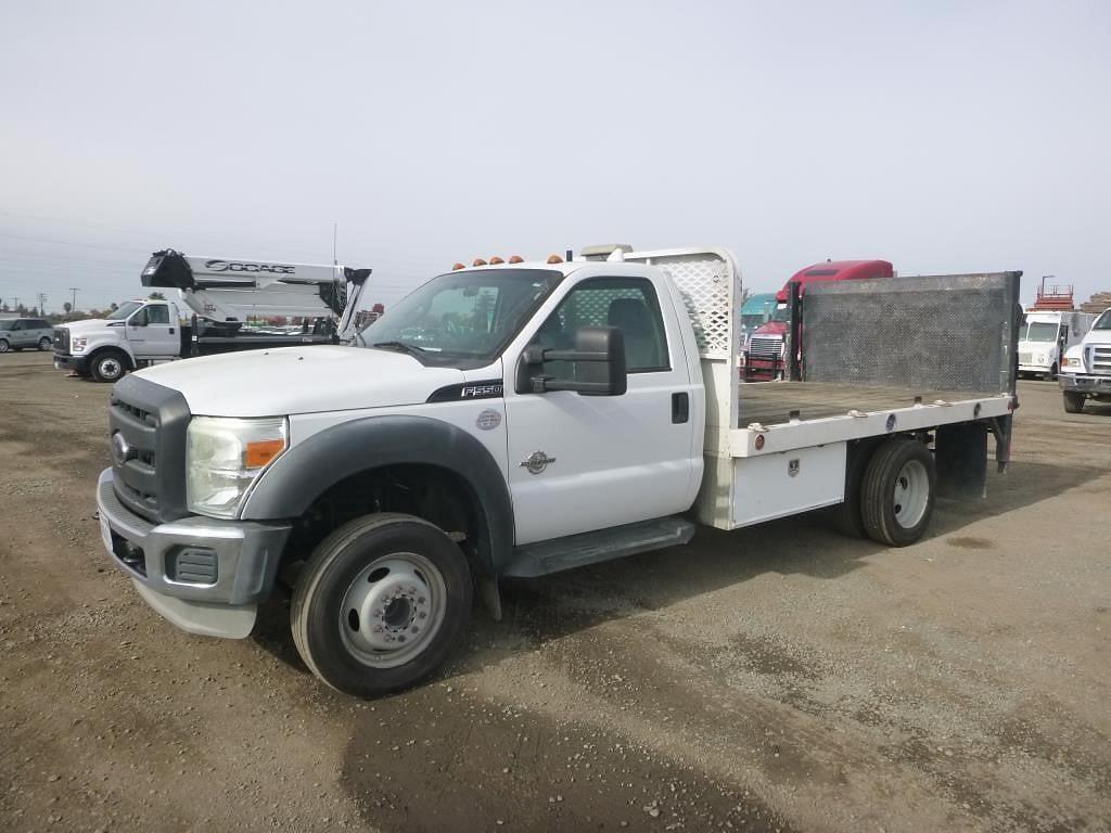 Image of Ford F-550 Primary image