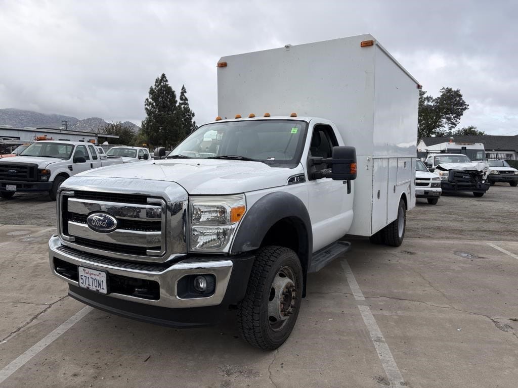 2012 Ford F-550 Equipment Image0