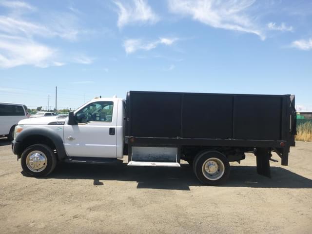 Image of Ford F-550 equipment image 4