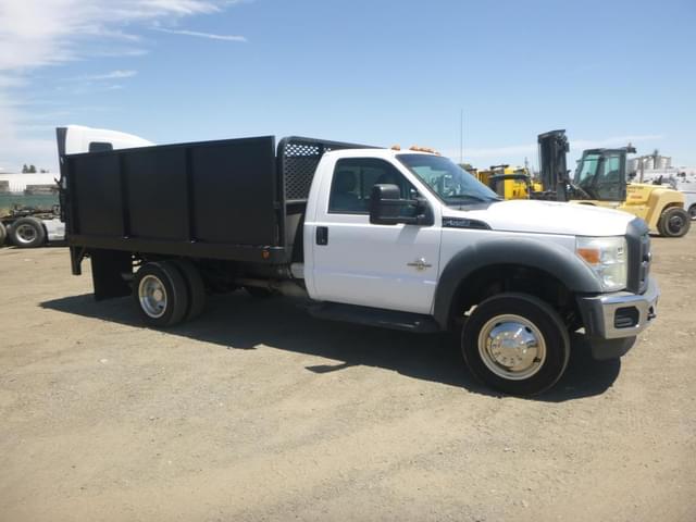 Image of Ford F-550 equipment image 1