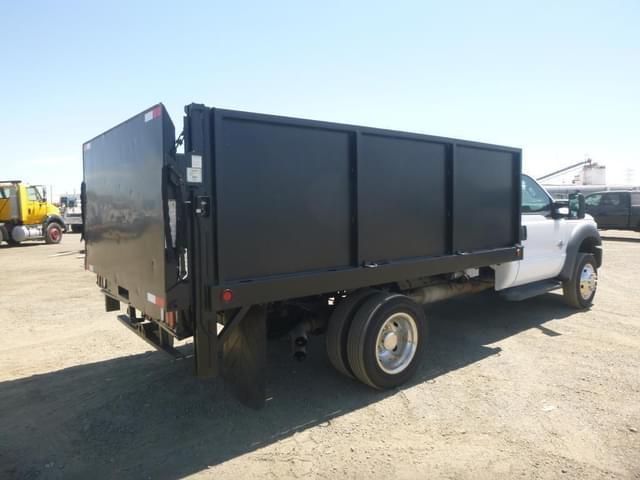 Image of Ford F-550 equipment image 2