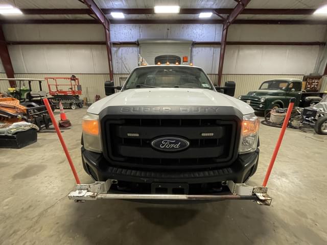 Image of Ford F-550 equipment image 1