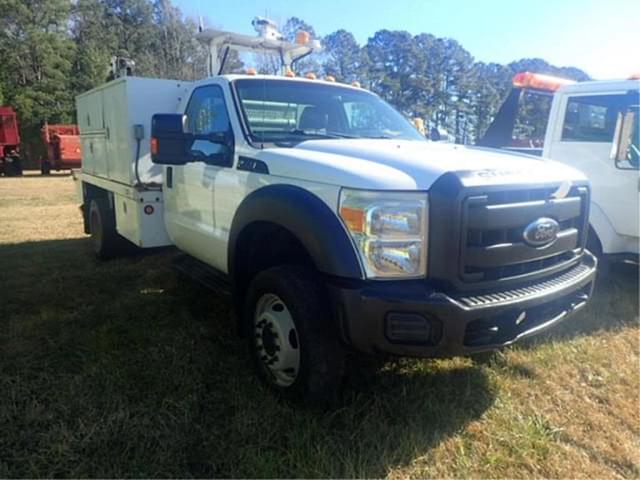 Image of Ford F-550 equipment image 1