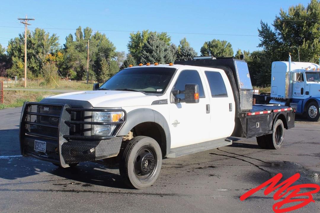 Image of Ford F-550 Primary image