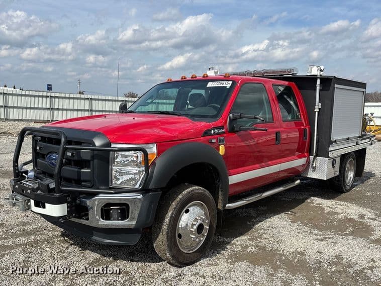 Image of Ford F-550 Primary image