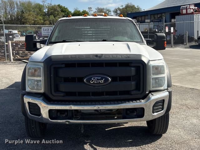 Image of Ford F-550 equipment image 1