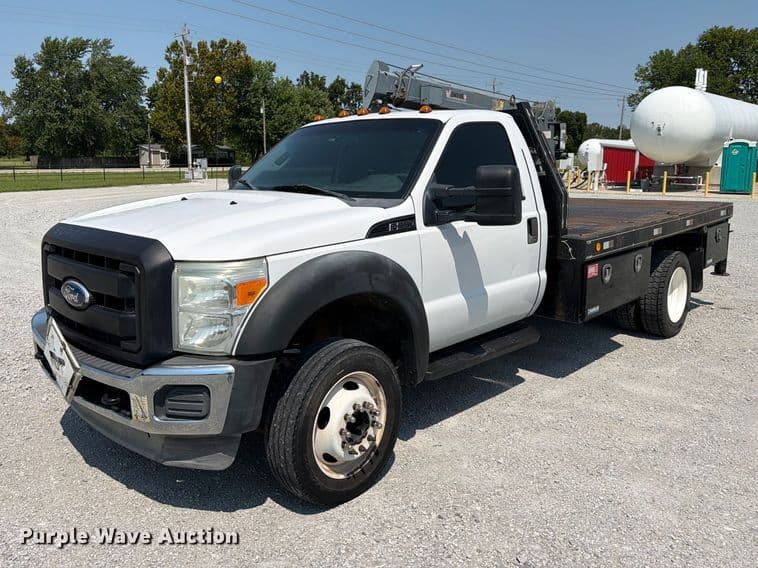Image of Ford F-550 Primary image