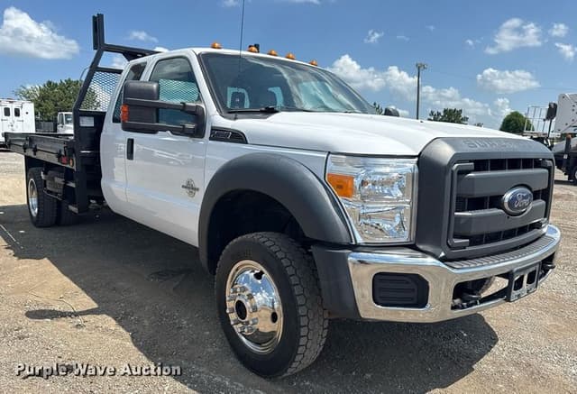 Image of Ford F-550 equipment image 2