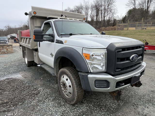 Image of Ford F-550 equipment image 2