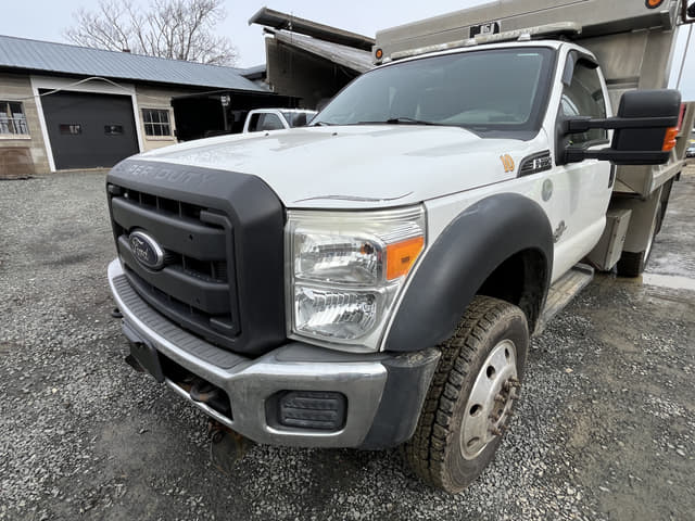 Image of Ford F-550 equipment image 1