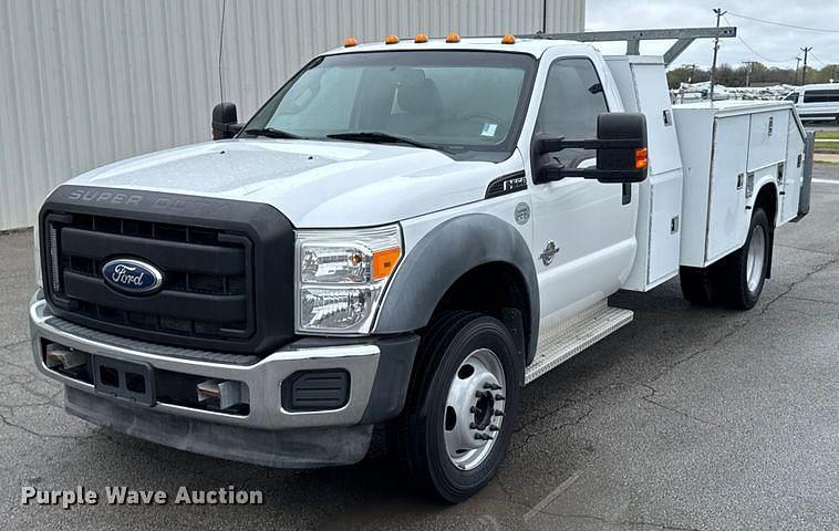 Image of Ford F-550 Primary image