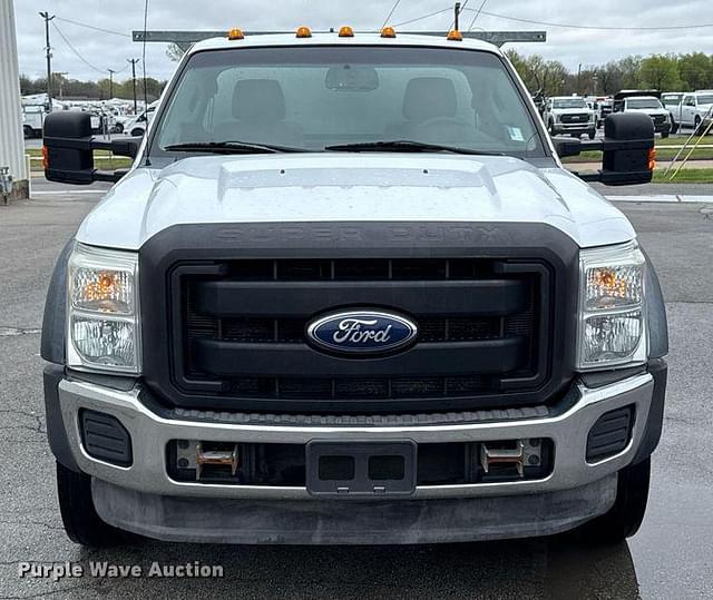 Image of Ford F-550 equipment image 1