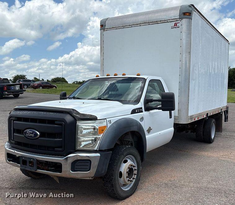 Image of Ford F-550 Primary image