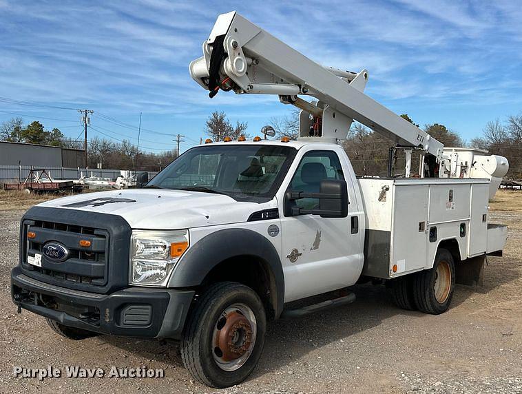 Image of Ford F-550 Primary image