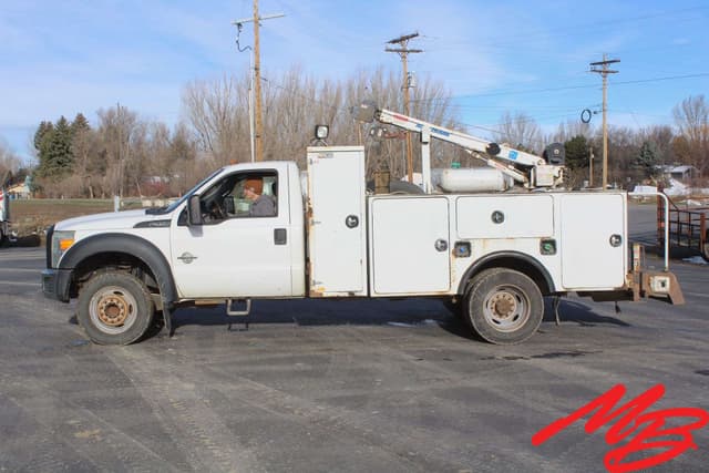 Image of Ford F-550 equipment image 1