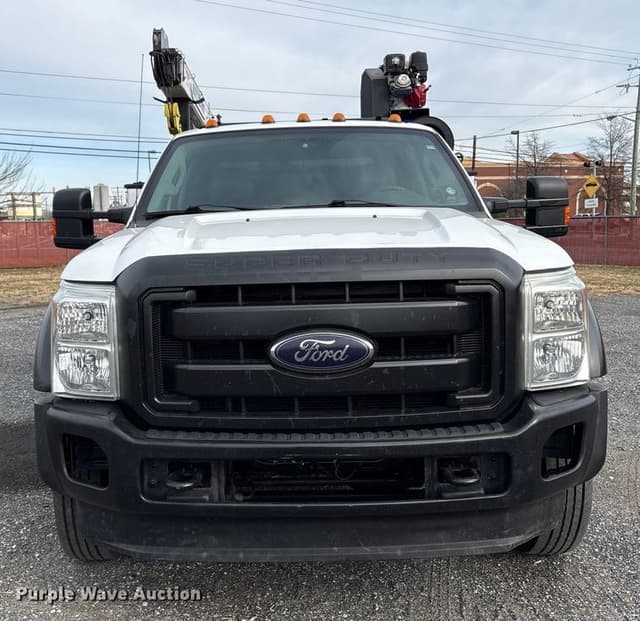 Image of Ford F-550 equipment image 1