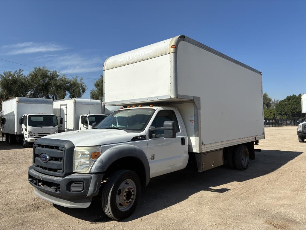 2012 Ford F-550 Equipment Image0