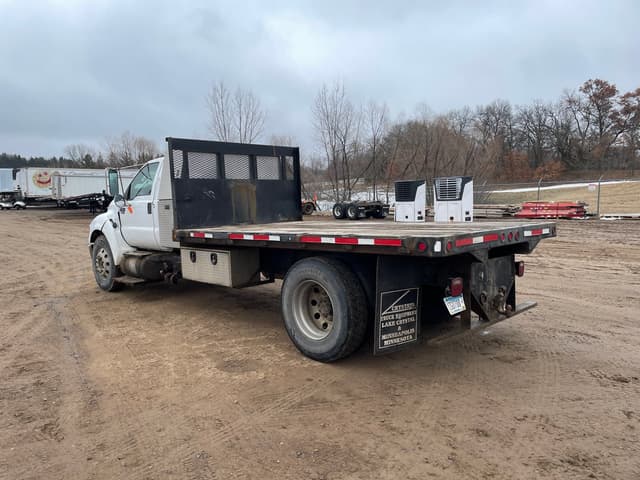 Image of Ford F-650 equipment image 2