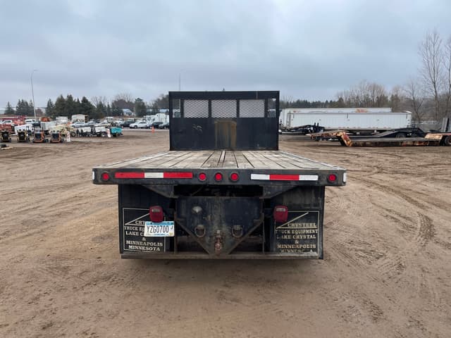 Image of Ford F-650 equipment image 3