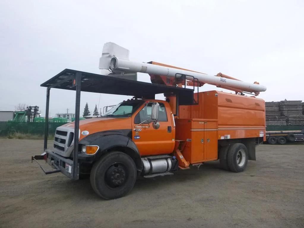 Image of Ford F-750 Primary image