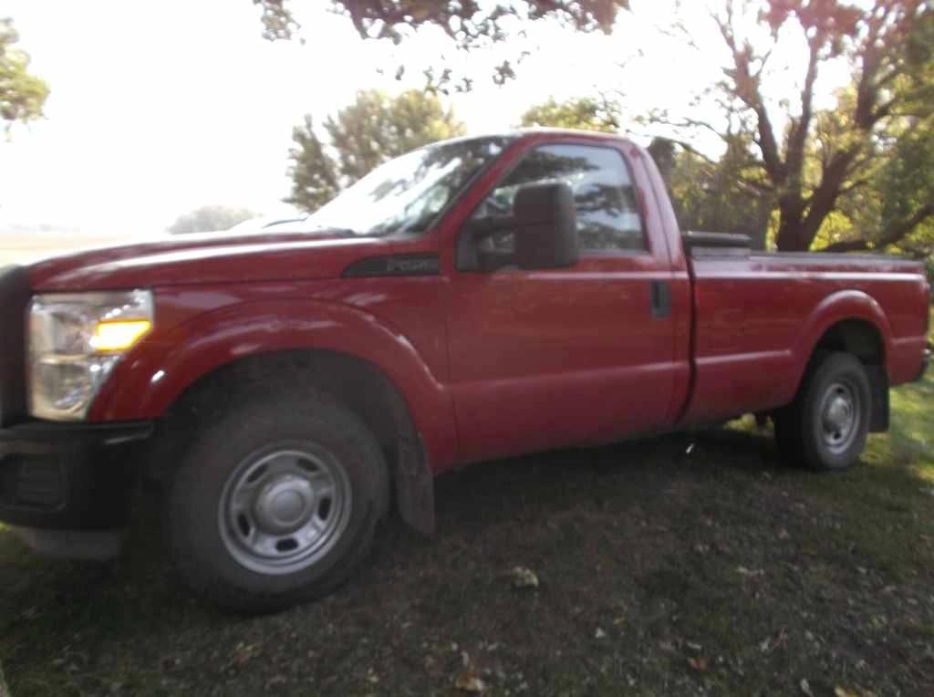 2012 Ford F-250 Equipment Image0