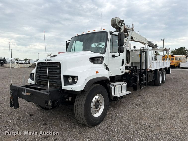 2012 Freightliner 114SD Equipment Image0