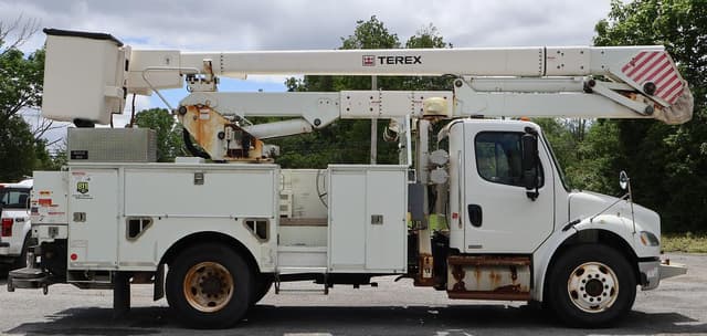 Image of Freightliner Business Class M2 equipment image 4