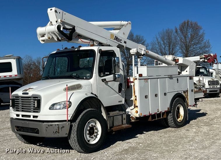 2012 Freightliner Business Class M2 Equipment Image0