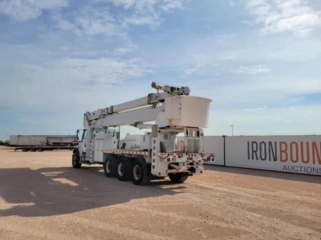 Image of Freightliner Business Class M2 equipment image 2