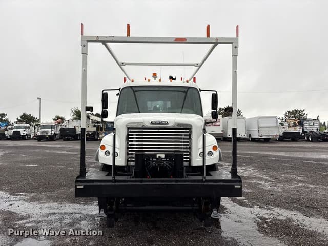 Image of Freightliner Business Class M2 equipment image 1