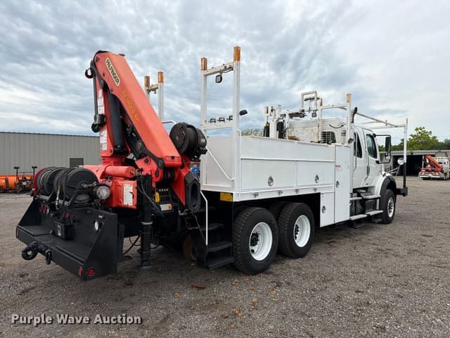 Image of Freightliner Business Class M2 equipment image 4