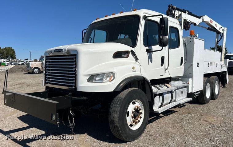 Main image Freightliner Business Class M2