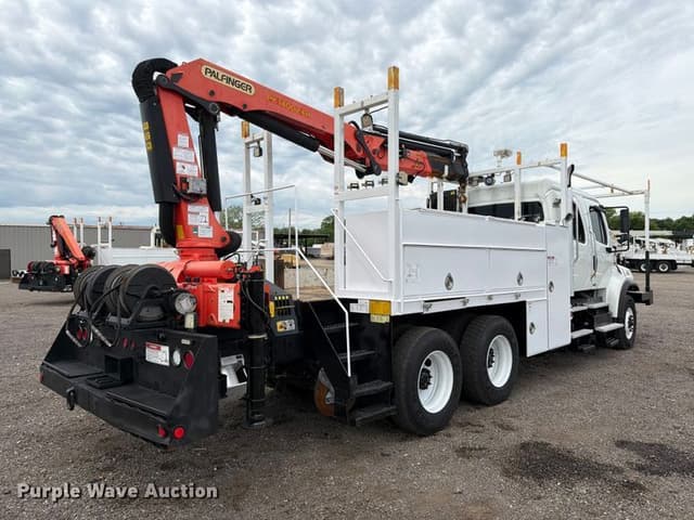 Image of Freightliner Business Class M2 equipment image 4