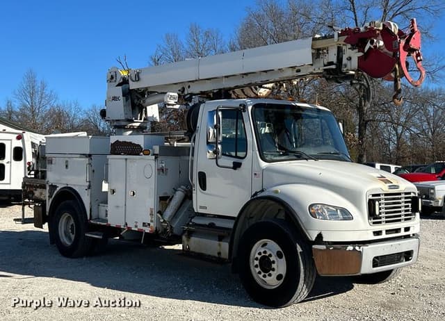 Image of Freightliner Business Class M2 equipment image 2