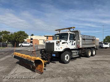 Main image Freightliner Business Class M2