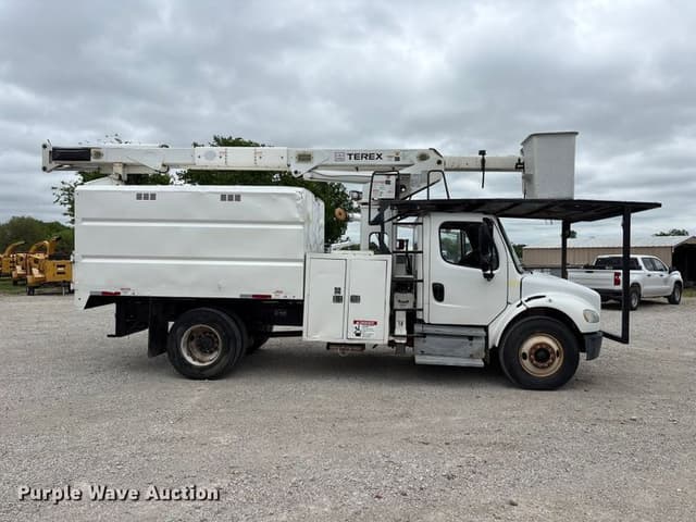 Image of Freightliner Business Class M2 equipment image 3