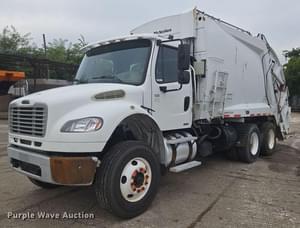 2012 Freightliner Business Class M2 Image